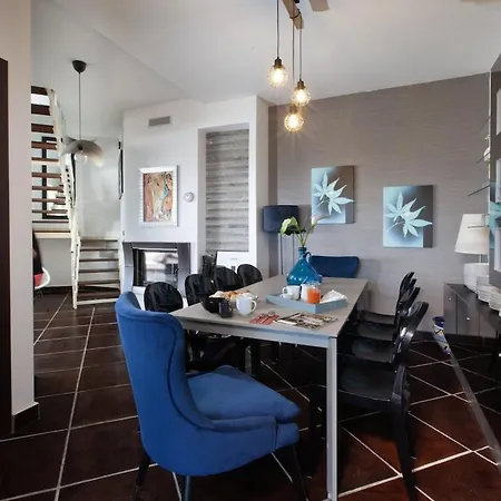 Villa Spacious With Pool, Jacuzzi & Panoramic Sea View Sorrento