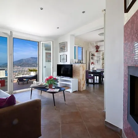 Spacious With Pool, Jacuzzi & Panoramic Sea View * Sorrento