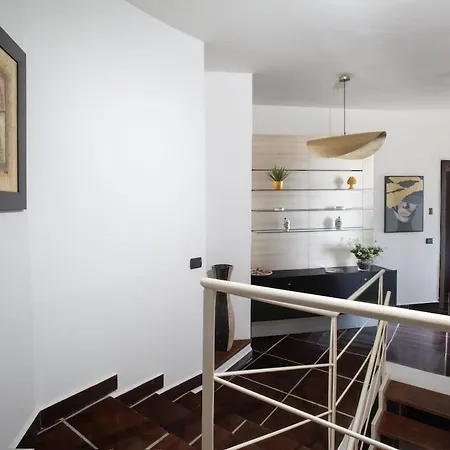 Villa Spacious With Pool, Jacuzzi & Panoramic Sea View *
