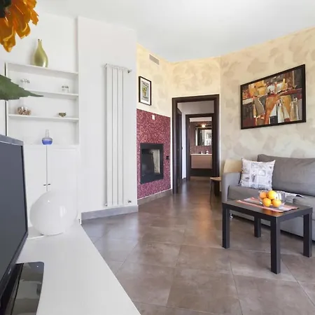 Spacious With Pool, Jacuzzi & Panoramic Sea View Villa