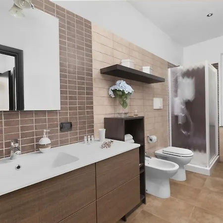 Spacious With Pool, Jacuzzi & Panoramic Sea View Sorrento