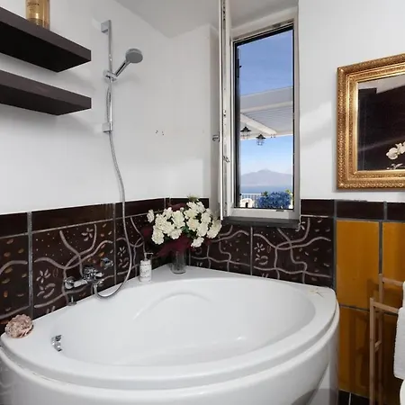 Spacious With Pool, Jacuzzi & Panoramic Sea View Villa *