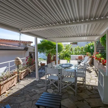Spacious With Pool, Jacuzzi & Panoramic Sea View Villa *