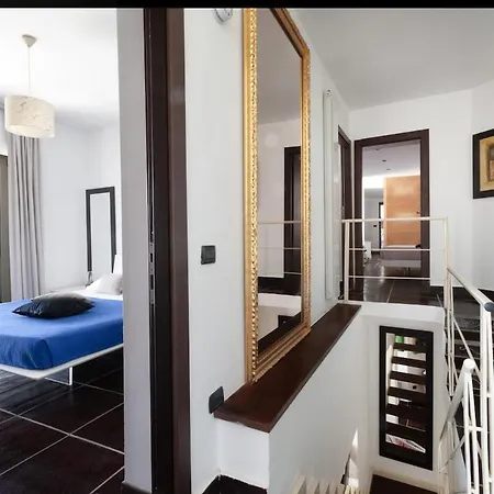 Spacious With Pool, Jacuzzi & Panoramic Sea View Villa *