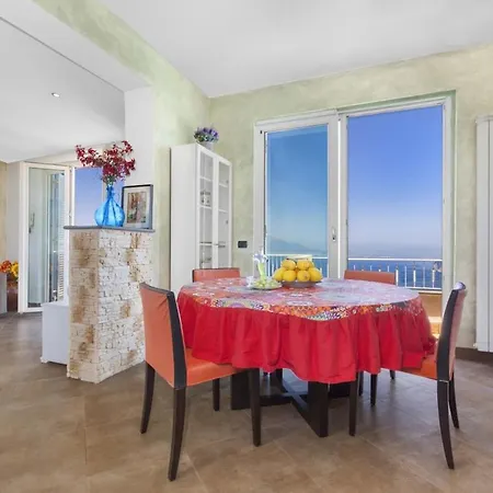 Spacious With Pool, Jacuzzi & Panoramic Sea View Villa *
