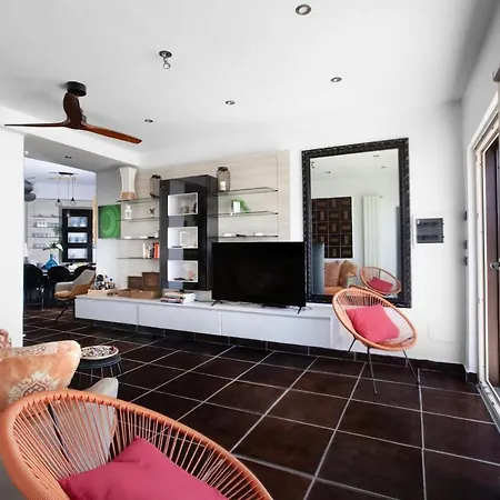 Villa Spacious With Pool, Jacuzzi & Panoramic Sea View Sorrento